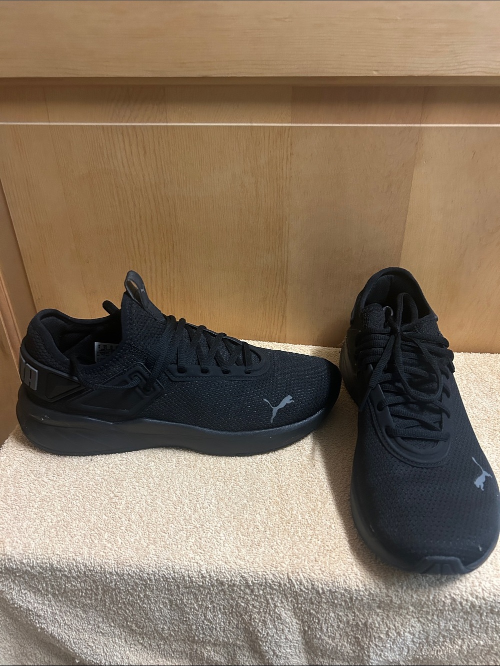 Puma Enzo Black Athletic Running Training Shoes Men’s Size 10